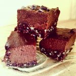HealthIER alternative to brownies and fudge: Frozen Chocolate Brownie Bars