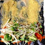 A tasty, simple, healthy meal: Vegan Raw Nori Roll