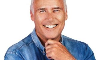 Testimonial of filmmaker Chris Roland who healed himself with the Ageless Diet